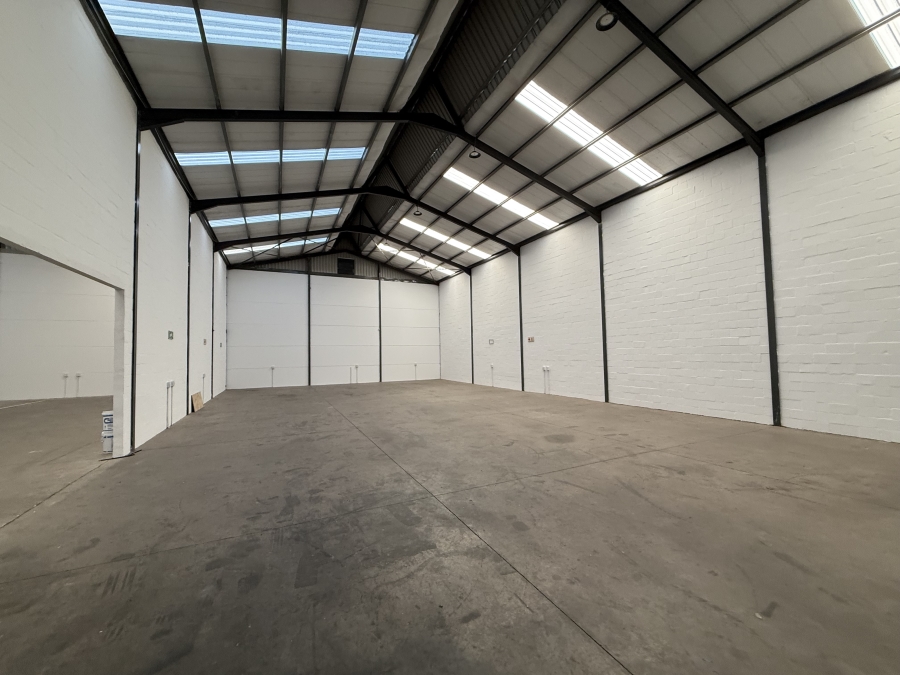 To Let commercial Property for Rent in Rivergate Western Cape